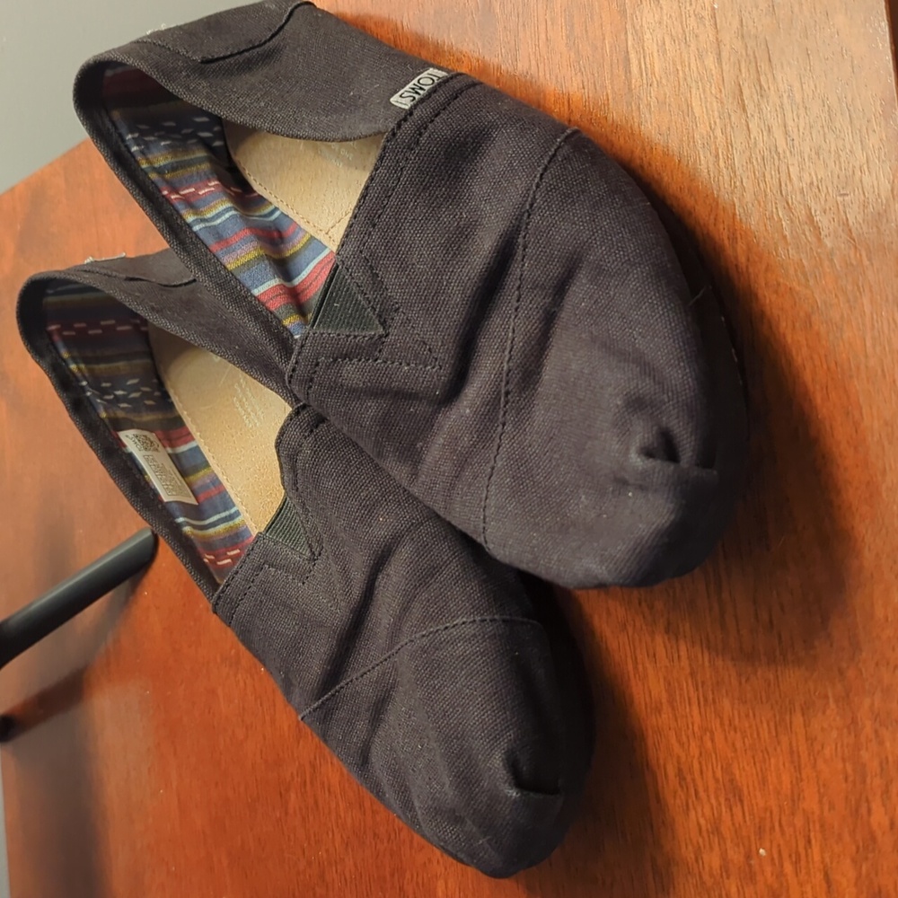 Black Toms